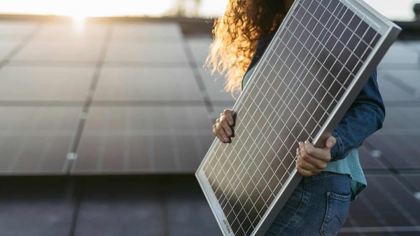Combien faut- il payer pour l'installation de panneaux photovoltaïques ?